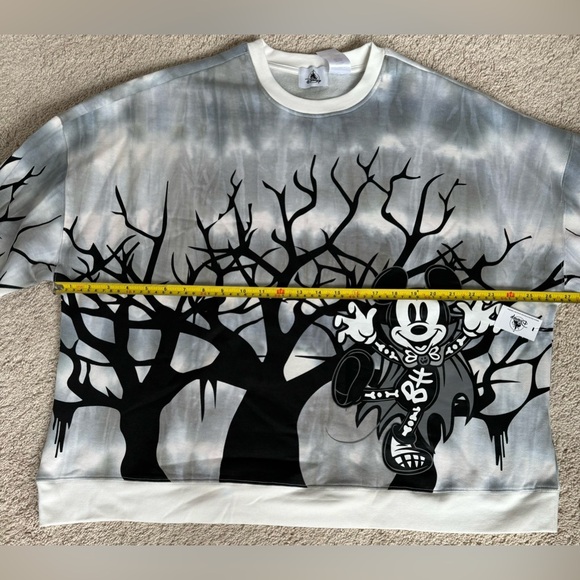 SOLD - Disney Parks Halloween Vampire Mickey Spooky Pullover Sweater (Size:L) - Picture 12 of 15